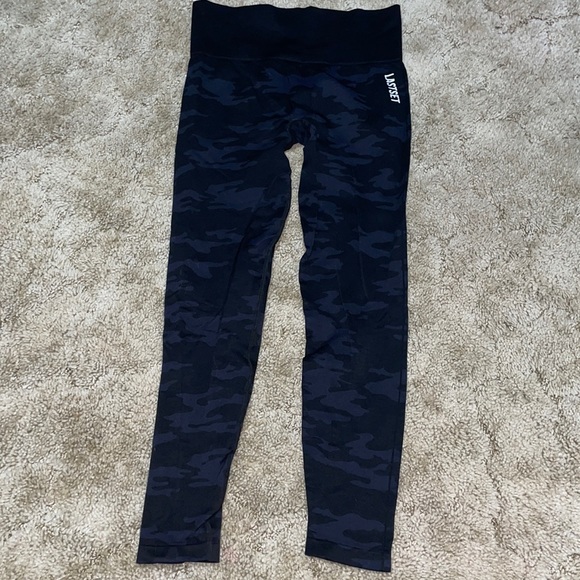 Last Set Camo Leggings - Picture 1 of 3